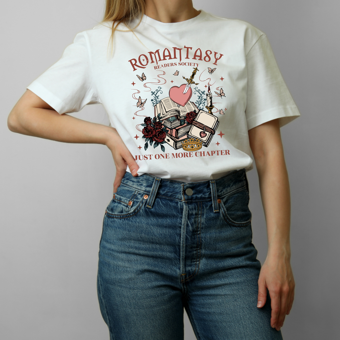 Romantasy Reader Society T-Shirt