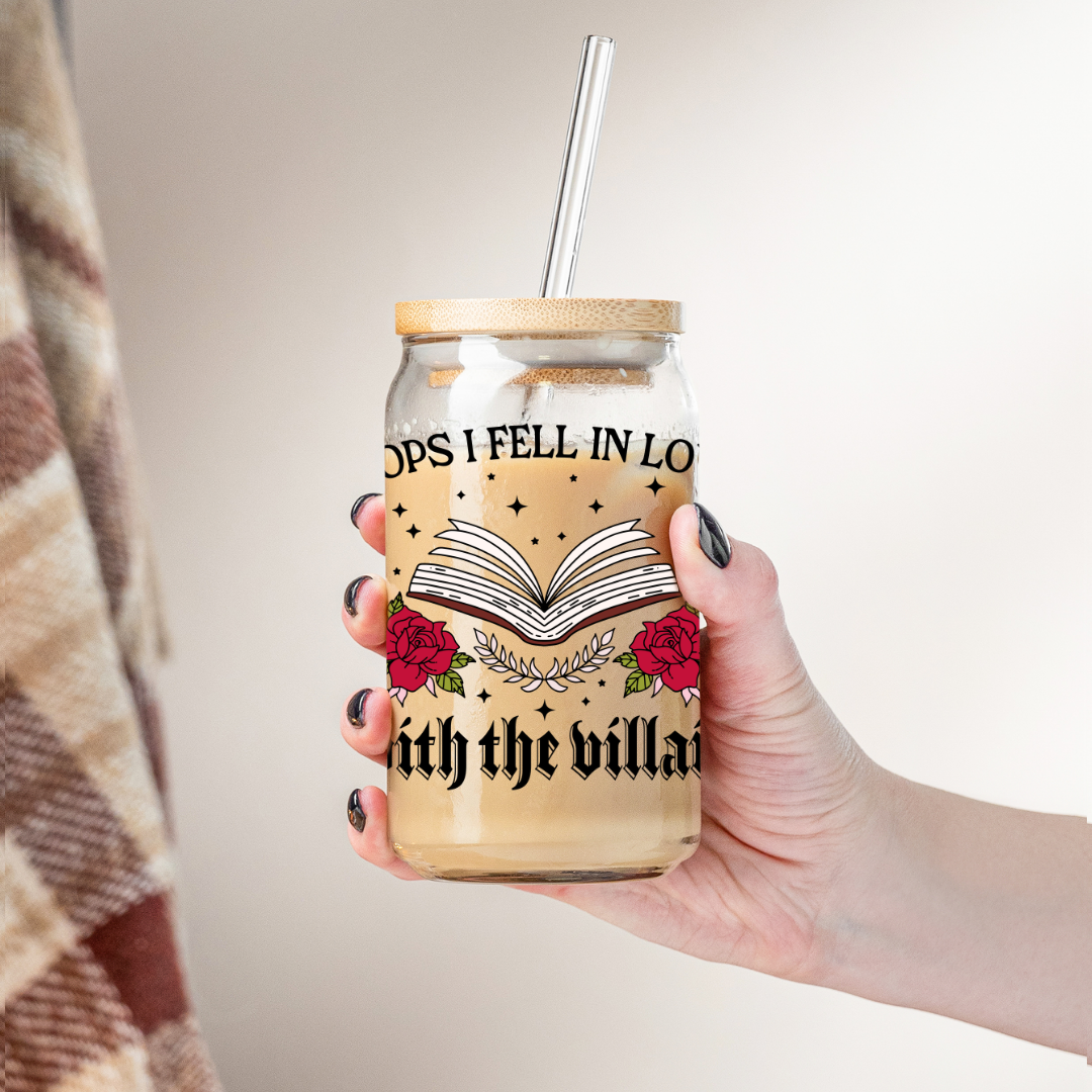 Glass Cup 500 ml - I Feel in Love With The Villain