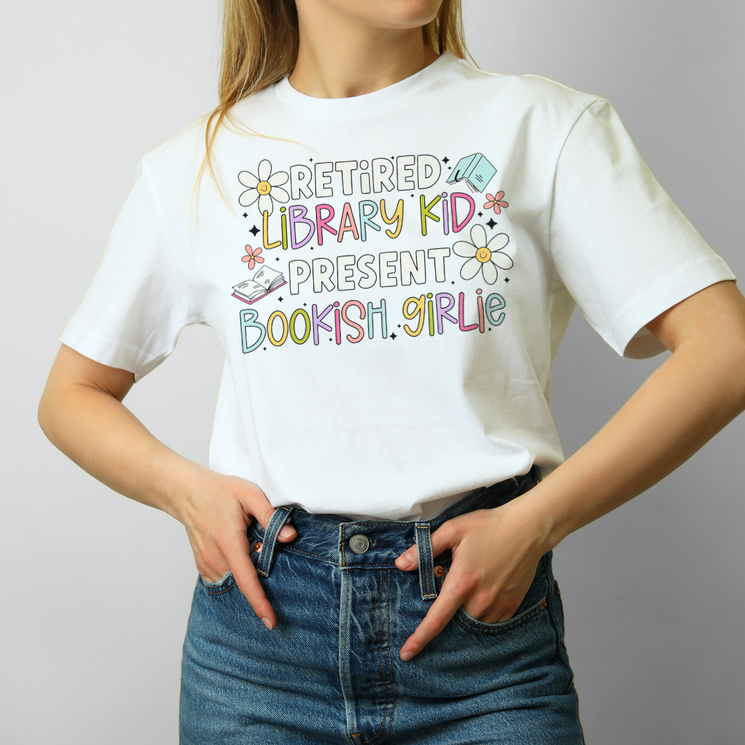 T-Shirt Retired Library Kid Present Bookish Girlie